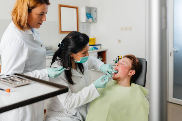 Best Broken or Cracked Tooth Emergency Dentist in Ahuimanu, HI